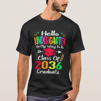 Hallo Kleuterschool terug naar schoolklas van 2036 T-shirt
