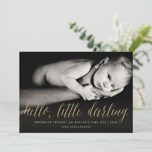Hallo Little Darling Goud Script Chique Foto Geboo Aankondiging (Staand voorkant)