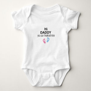 Hallo pappa je kunt er nu uitkomen, Baby Gift Firs Romper