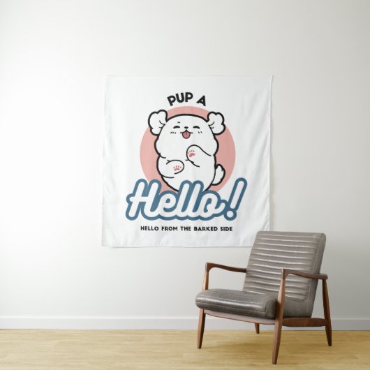 Hallo Pup a! – Happy White Dog Cartoon Design Wandkleed (In situ)