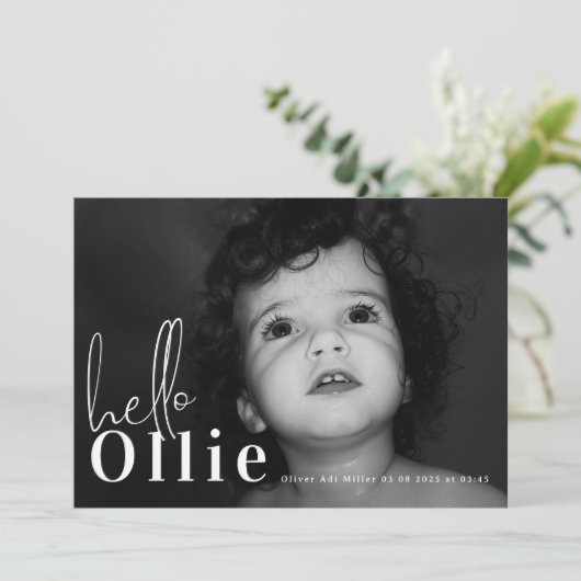 Hallo Script Naam Neutral Minimalist Photo Baby Aankondiging (Staand voorkant)