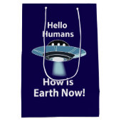 Hallo UFO Hoe is de aarde nu UFO? Medium Cadeauzakje (Achterkant)