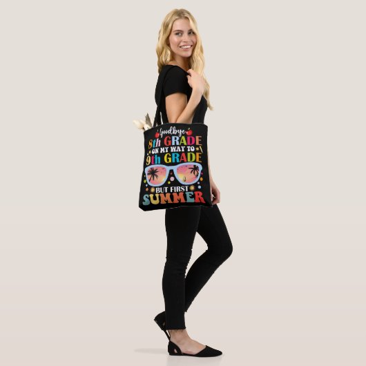 Hallo Vaarwel 8e klas Tote Bag (Op model)