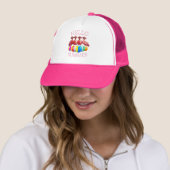 HALLO ZOMER TRUCKER PET (In situ)