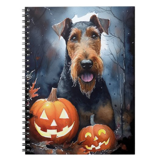 Halloween Airedale met pompoenen eng Notitieboek (Voorkant)