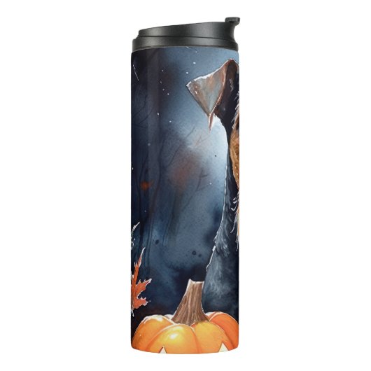 Halloween Airedale met pompoenen eng Thermosbeker (Gedraaid links)