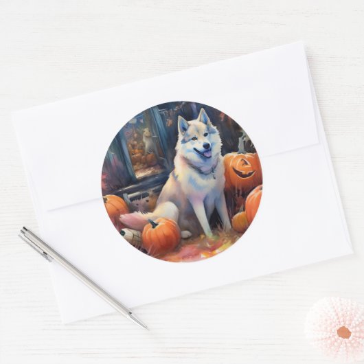 Halloween Alaskan Malamute met pompoenen Ronde Sticker (Envelop)