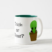 Halloween Alien Vampire Tweekleurige Koffiemok (Voorkant rechts)