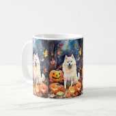 Halloween American Akita met pompoenen Scary Koffiemok (Voorkant links)