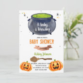 Halloween baby breidt een uitnodiging uit (Staand voorkant)