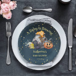 Halloween baby shower baby brouwt papieren bordje<br><div class="desc">Halloween schattig baby spook pompoen brouwen pot baby shower servies gepersonaliseerde party borden. Een schattig baby pompoen spook met een kattenkaars,  paddestoel en een enorme pot waterverf snoep kaarsen op een donkere sterrennacht achtergrond voor Halloween thema baby shower.</div>