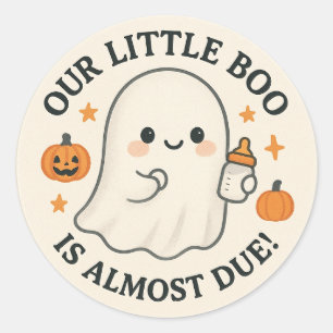 Halloween Baby shower Onze kleine boe is bijna te  Ronde Sticker