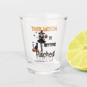 Halloween Bachelorette Deze Heks Wordt Hitch Shot Glas (Voorkant)