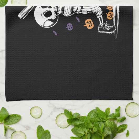 Halloween Baseball Skeleton Hitting Theedoek (Gevouwen)