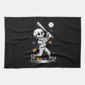 Halloween Baseball Skeleton Hitting Theedoek (Horizontaal)