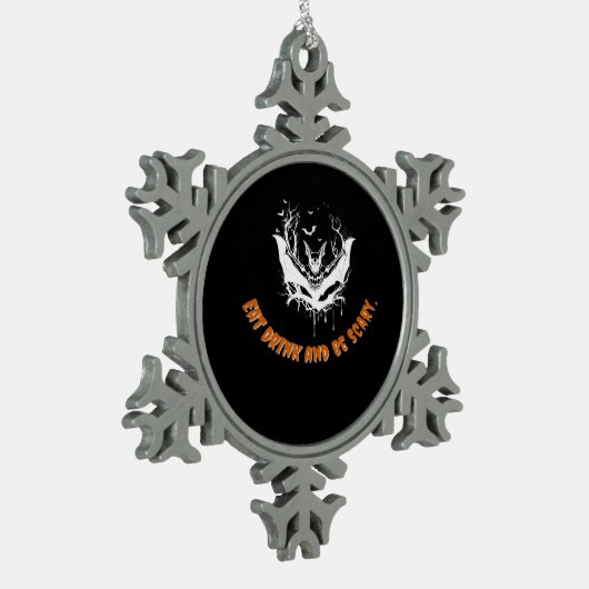 Halloween Bat Hanging For The Essential Tin Sneeuwvlok Ornament (Links)