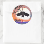 Halloween Bat in Tree Ronde Sticker (Tas)