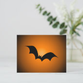 Halloween Bat Silhouette Oranje Sky Briefkaart (Staand voorkant)