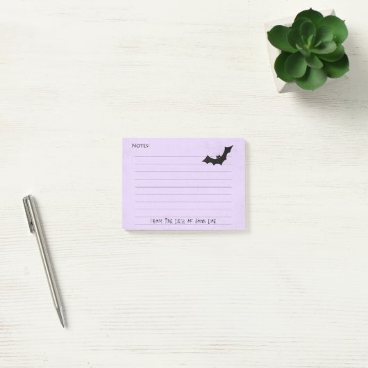Halloween Bat Silhouette over Paars gelamineerd Post-it® Notes (Kantoor)