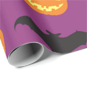 Halloween Bats & Carved Pumpkins on Paars Cadeaupapier (Rol Hoek)