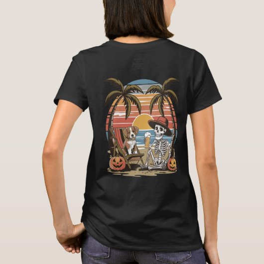 Halloween Beach Vibes - Skelet met bier, hond T-shirt (Achterkant)