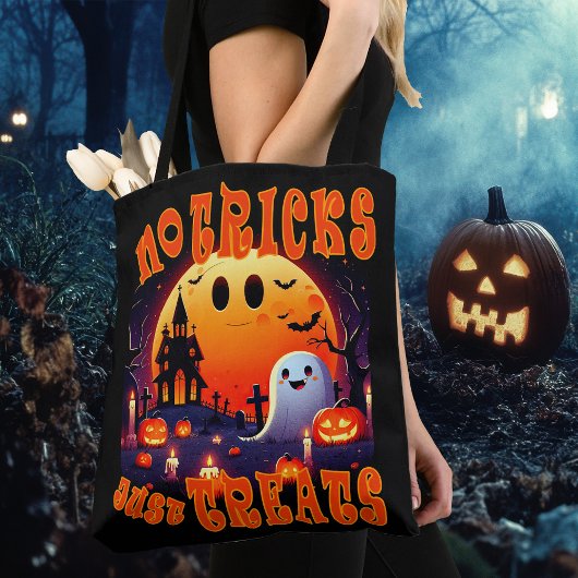 Halloween begraafplaats met leuke vrolijke glimlac tote bag