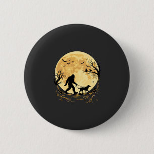 Halloween Bigfoot Wandelende Labrador Onder Volle Ronde Button 5,7 Cm