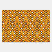 Halloween Birthday | Oranje en zwarte Chevron Inpakpapier Vel (Voorkant 2)