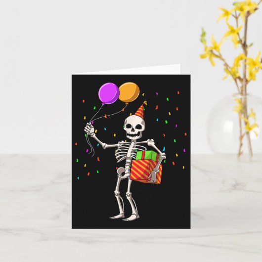 Halloween Birthday Party Outfit Skeleton Birthday Kaart (Gele Bloem)
