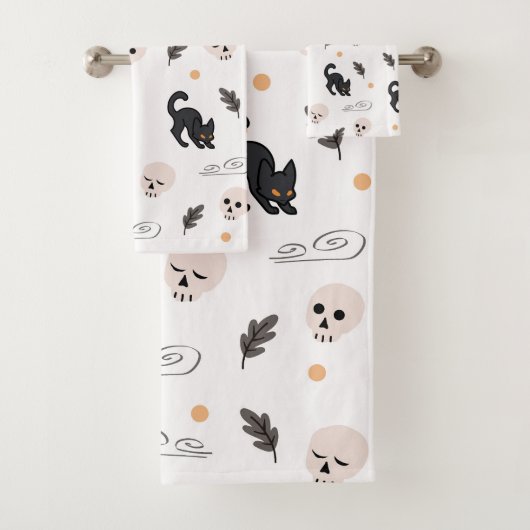 Halloween Black Cats and Skulls Bad Handdoek (Insitu)