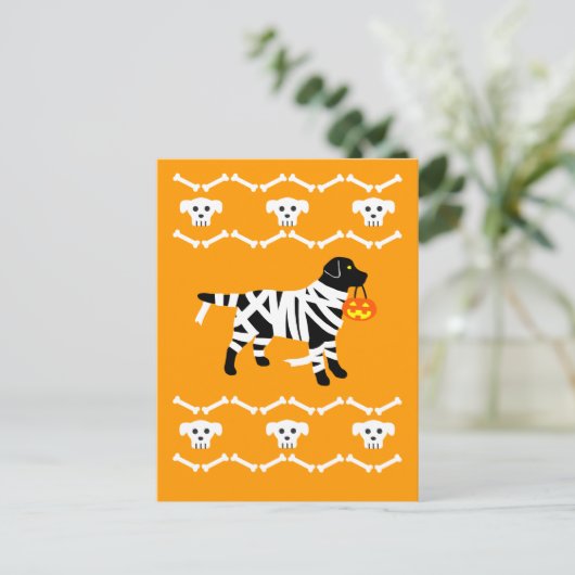 Halloween Black Labrador Mummy Briefkaart (Staand voorkant)