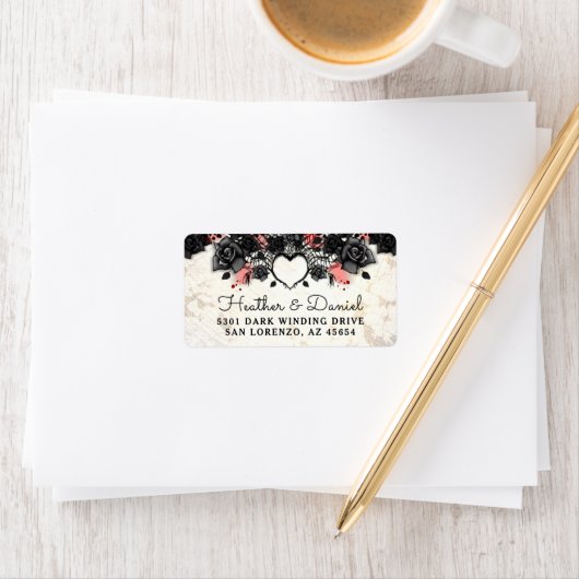 Halloween Black Roos Creme Background Address Labs Etiket (Insitu)