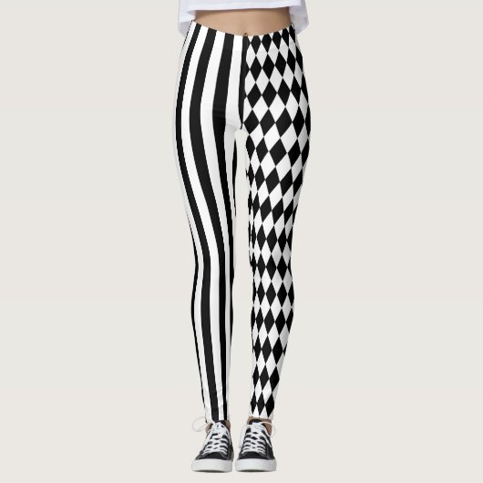Halloween Black White Stripes Harlequin Pattern Leggings (Voorkant)