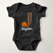 Halloween Bodysuit w Pompoen Monogram Initiaal J (Voorkant)