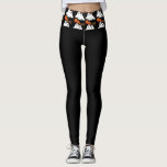 Halloween BOO / Vakantie Geesten Zwart Leggings<br><div class="desc">Je zult genieten van de manier waarop deze legging voelt en hoe het past. Deze legging is voorbestemd om een favoriet te zijn die je het hele Halloweenseizoen zult blijven dragen. In het zwart afgebeeld met twee geesten,  pompoenen en een grafisch ontworpen BOO in het paarse aan de taille.</div>