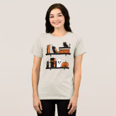 Halloween Books on Shelf Reading Enthusiast  Tri-Blend Shirt (Voorkant volledig)