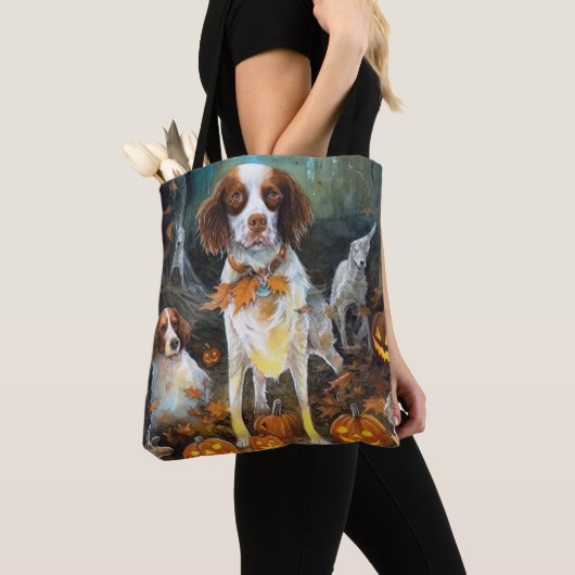 Halloween Brittany Spaniel met pompoenen eng Tote Bag (Dichtbij)
