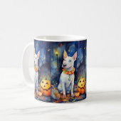 Halloween Bull Terrier met pompoenen eng Koffiemok (Voorkant links)
