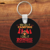 Halloween Camping Zombie Apocalypse Training Fun Sleutelhanger (Voorkant)