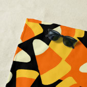 Halloween Candy Corn Seamless Pattern Strandlaken (In situ)