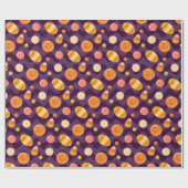 Halloween Candy Corn Snoepjes op Paars Cadeaupapier (Vlak)