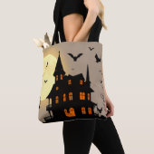 Halloween Canvas tas – Minimal "BOO" Spooky Design (Dichtbij)