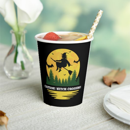 Halloween Cauch Witch Crossing Broomstick Papieren Bekers (Insitu)