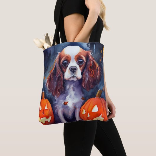 Halloween Cavalier King Charles Spaniel Pumpkins Tote Bag (Dichtbij)