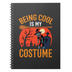 Halloween Cool Zijn Is Mijn Kostuum Zombie Ontwerp Notitieboek