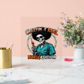 Halloween Creepin It Real! Nurse Edition Classic T Acryl Bord (Huwelijk)