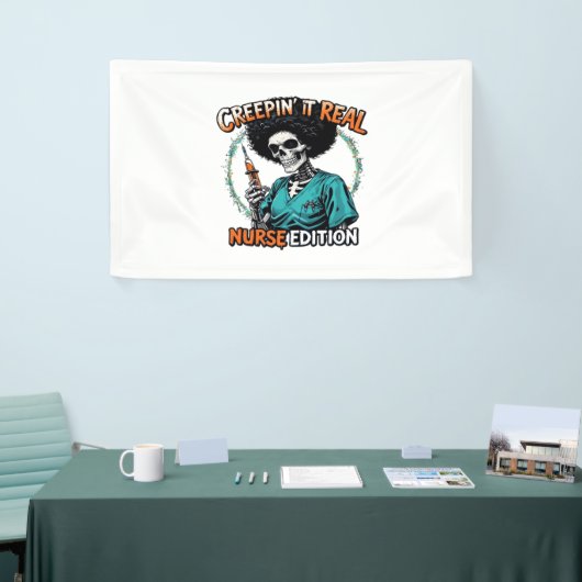 Halloween Creepin It Real! Nurse Edition Classic T Spandoek (Beurs)