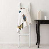 halloween creepmoth print sherpa deken (In situ)