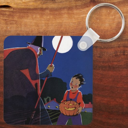  Halloween, Creepy Witch met Boy Sleutelhanger (Achterkant)
