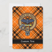 Halloween Crest over Tartan Uitnodiging (Voorkant)